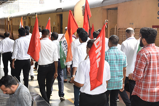 TTE protest central railway station